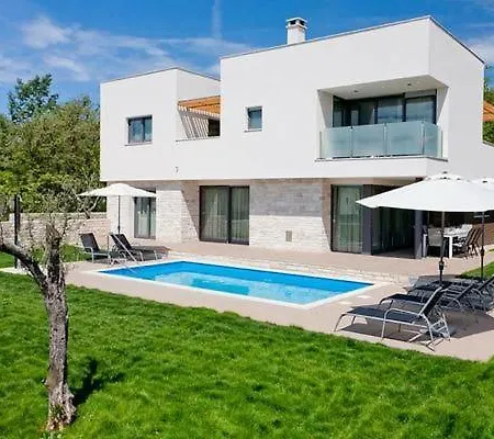 Ferienhaus Designvilla Mit Dachterrasse Und Panoramablick